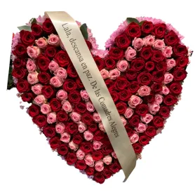 Красное сердце с лентой Заголовок «CityFlowers Dubai» в Дубай»