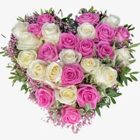 Розово-белое сердце Заголовок «CityFlowers Dubai» в Дубай»