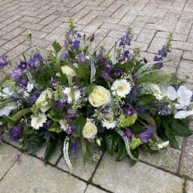 Ceremonial decoration lilac Title «CityFlowers Dubai» in Dubai»