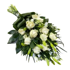 Bouquet for laying white Title «CityFlowers Dubai» in Dubai»